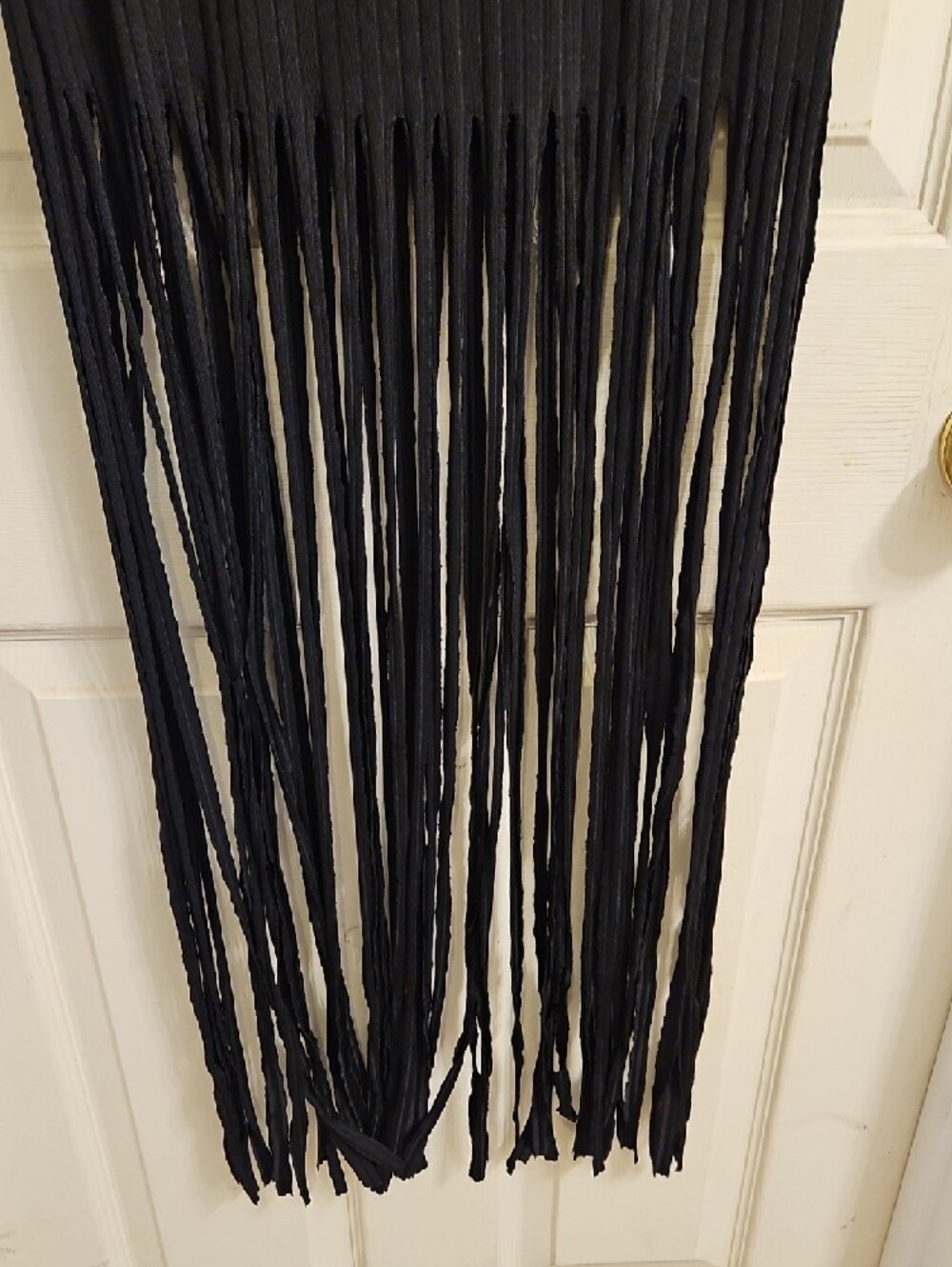 Black Ribbed Fringe Top - Picture 4 of 4